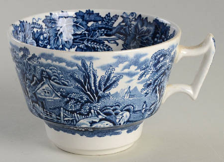 British Scenery Blue (Scalloped, A8024) Oversized Cup