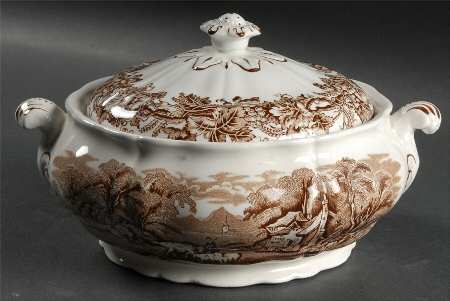 British Scenery Brown Round Covered Vegetable