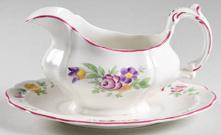 Caroline Gravy Boat with Attached Underplate