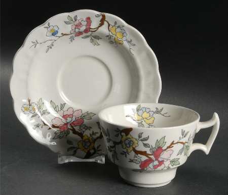 Chinese Tree Oversized Cup & Saucer Set