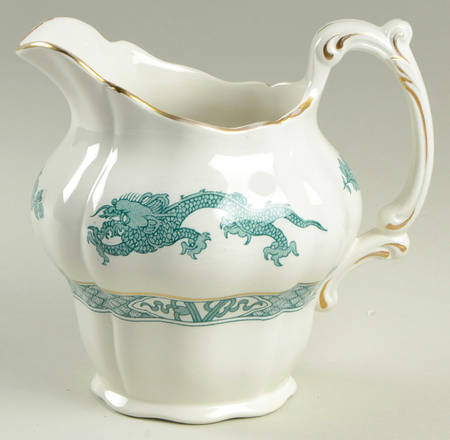 Dragon Green 32 Oz Pitcher