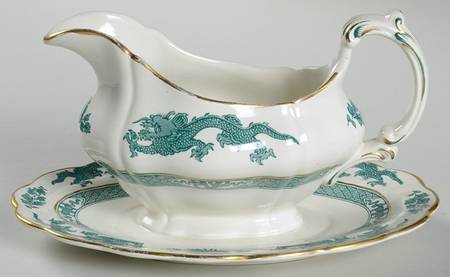 Dragon Green Gravy Boat with Attached Underplate