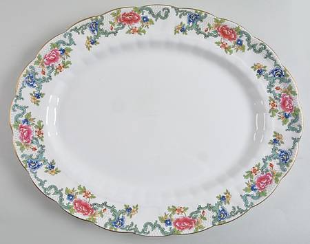 Floradora (Multi Scalloped) 15" Oval Serving Platter