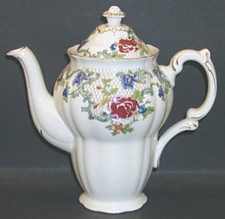 Floradora (Multi Scalloped) Coffee Pot & Lid