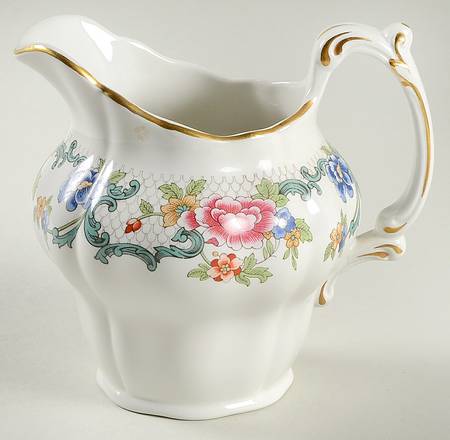 Floradora (Multi Scalloped) 20 Oz Pitcher