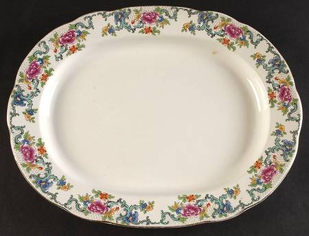 Floradora (Multi Scalloped) 15" Oval Serving Platter