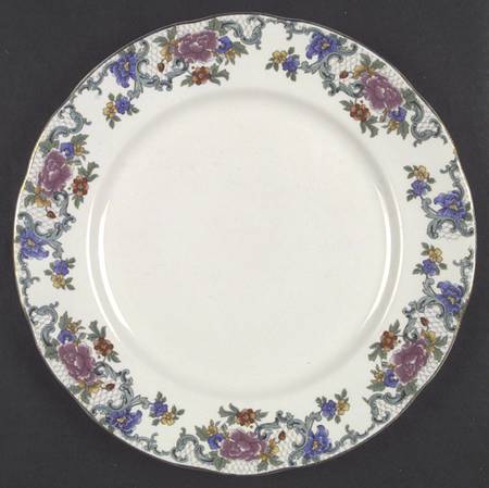 Floradora (Multi Scalloped) Dinner Plate