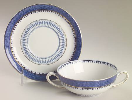 Lowestoft Border (No Flowers) Flat Cream Soup Bowl & Saucer Set