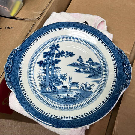 Lowestoft Deer (No Trim) Handled Cake Plate