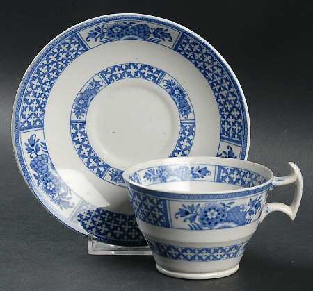 Nankin Footed Cup & Saucer Set