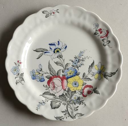 Old Country Sprays Salad Plate