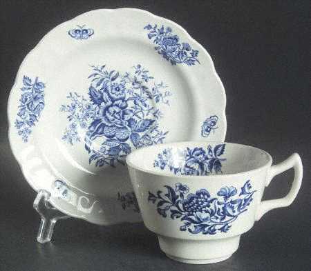Peony Blue Oversized Cup & Saucer Set