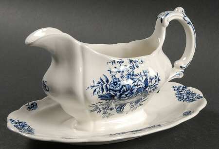 Peony Blue Gravy Boat with Attached Underplate