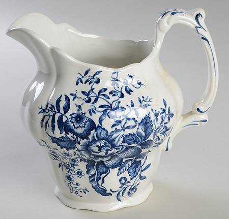 Peony Blue 16 Oz Pitcher