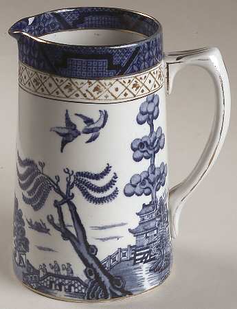 Real Old Willow Blue 16 Oz Pitcher