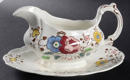 Stanway Gravy Boat with Attached Underplate