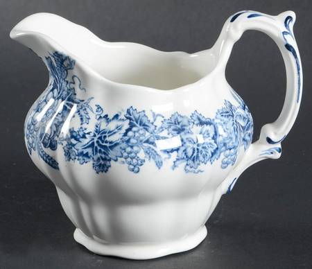 Vine & Wheat Blue Creamer