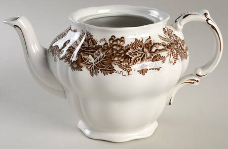 Vine and Wheat Brown Teapot No Lid