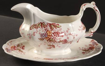Washington (Multicolor, Scalloped) Gravy Boat with Attached Underplate