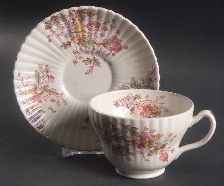Washington (Multicolor, Ribbed) Footed Cup & Saucer Set