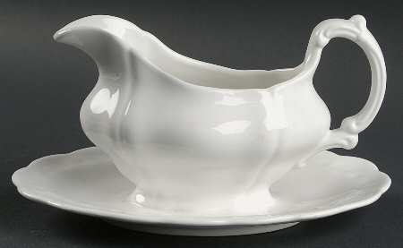 White Majestic Gravy Boat with Attached Underplate