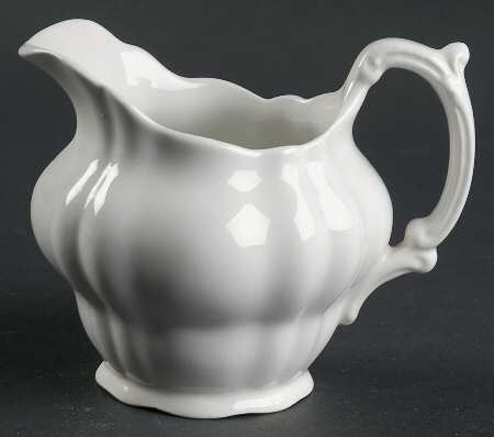 White Majestic Creamer