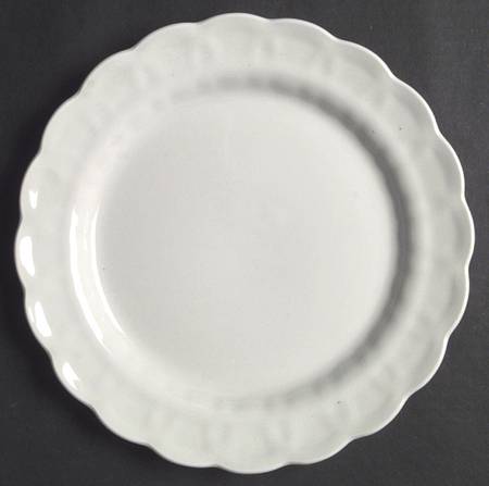 White Majestic Dinner Plate