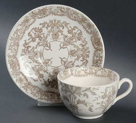 Lahore Brown (Brown Flowers) Flat Cup & Saucer Set