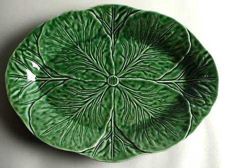 Cabbage Green 15" Oval Serving Platter