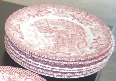 Merrie Olde England Pink Dinner Plate