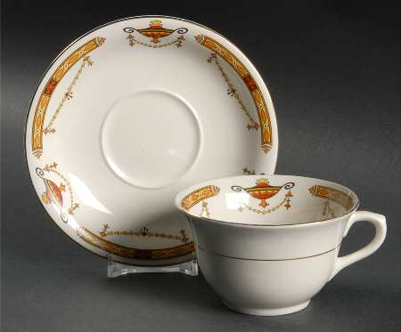 Surrey Flat Cup & Saucer Set