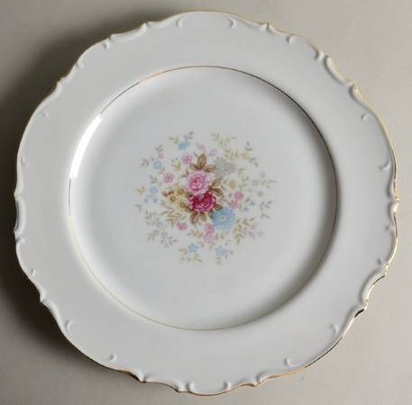 Bouquet 12" Chop Plate (Round Platter)