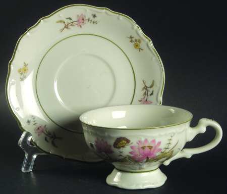 Carillion Footed Cup & Saucer Set