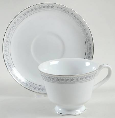 Cheryl Footed Cup & Saucer Set
