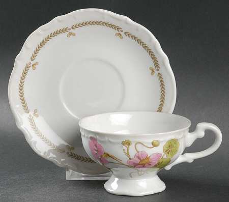 Glen Brook Footed Cup & Saucer Set