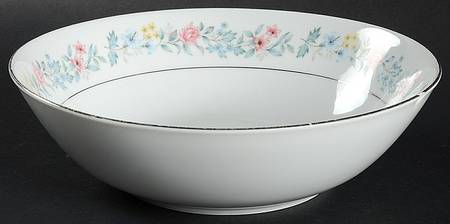 Helene 9" Round Vegetable Bowl