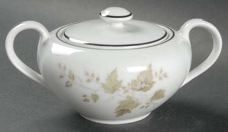 Woodvine Sugar Bowl & Lid