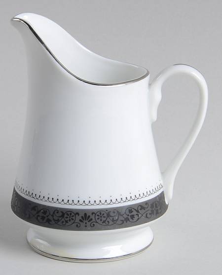 Midnight Velvet Creamer