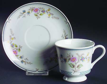 Stratford Footed Cup & Saucer Set