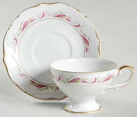 Concerto Footed Cup & Saucer Set
