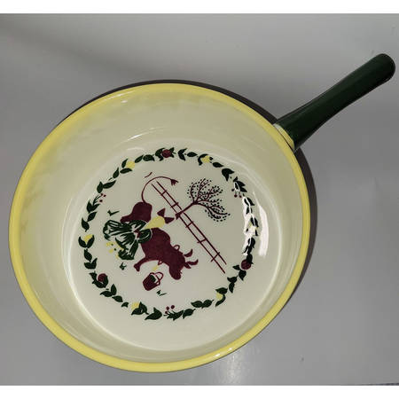 California Farmhouse Yellow 1.75 Qt Round Covered Casserole No Lid