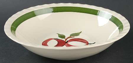 Apple Crunch 9" Round Vegetable Bowl