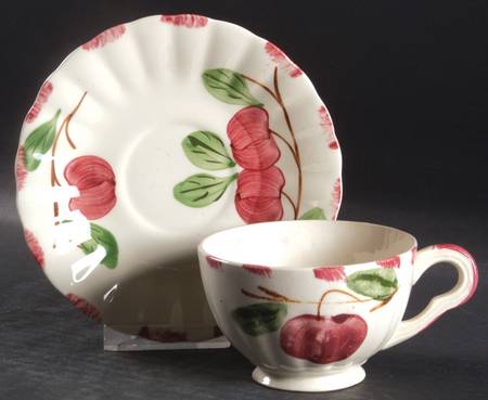 Autumn Apple Footed Cup & Saucer Set