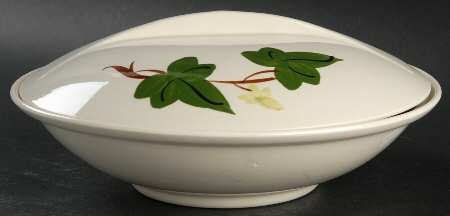 Baltic Ivy Round Covered Vegetable