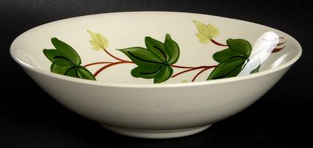 Baltic Ivy 8" Round Vegetable Bowl