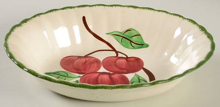 Big Apple 9" Oval Vegetable Bowl