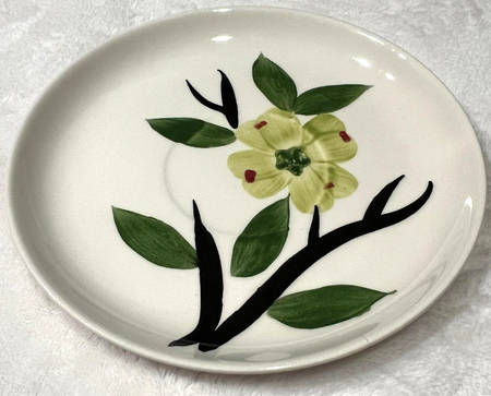 Dixie Dogwood Saucer