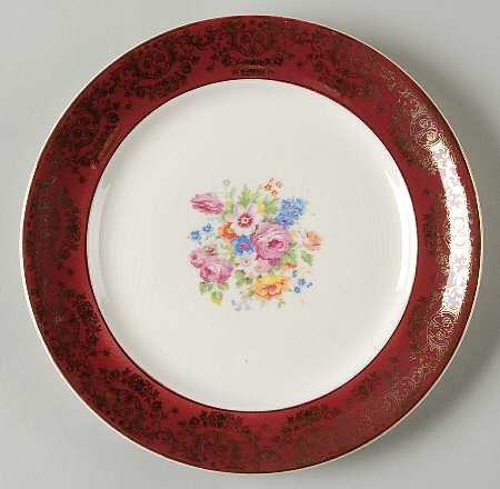 Burgundy Chain Salad Plate