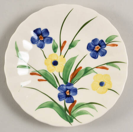 Chickory Saucer