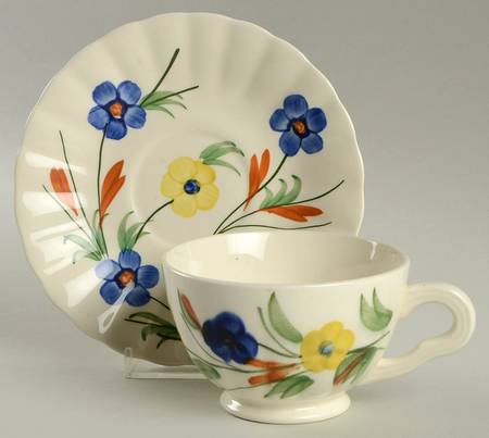 Chickory Footed Cup & Saucer Set